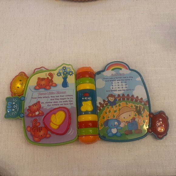 Vtech Rhyme and Discover Musical Book - Picture 5 of 7